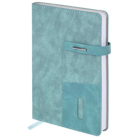 Ежедневник недатированный А5 138х213 мм BRAUBERG "Cowboy", под кожу, застежка 160 л., голубой, 116197